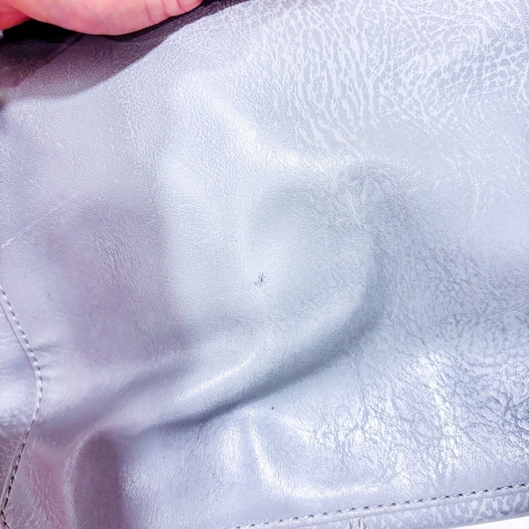 MATT & NAT Grey leather shoulder bag - Picture 4 of 8